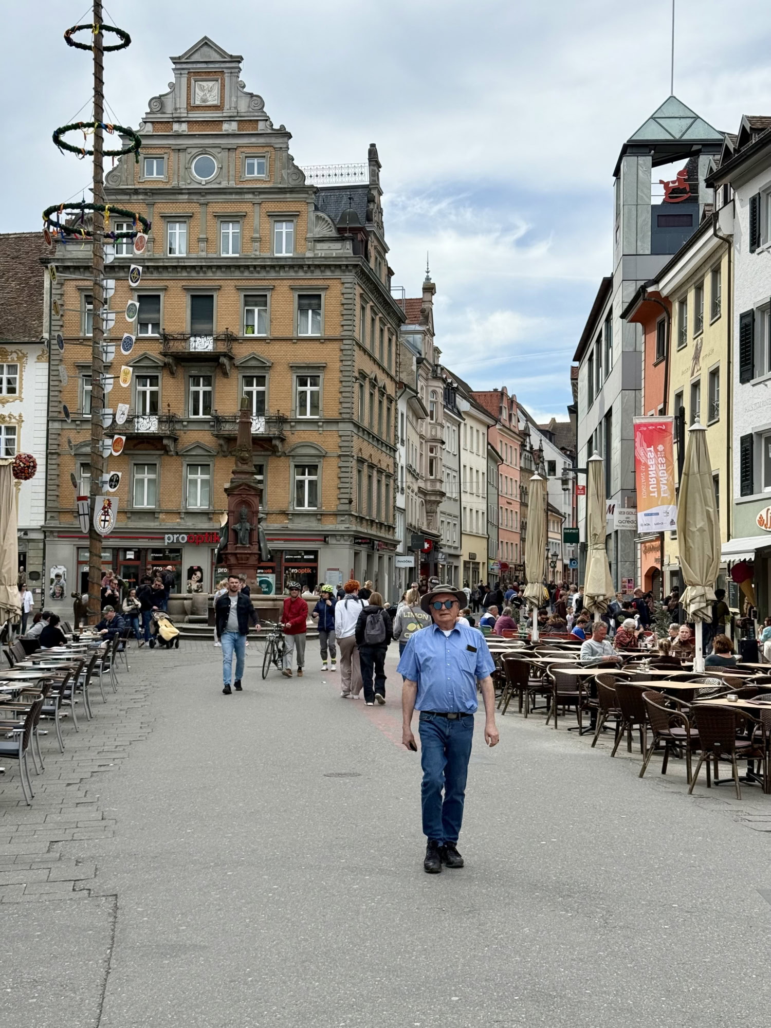 Einzigartige Webdesign-Lösungen aus Konstanz, individuell gestaltet wie die historische Architektur der malerischen Konstanzer Niederburg.